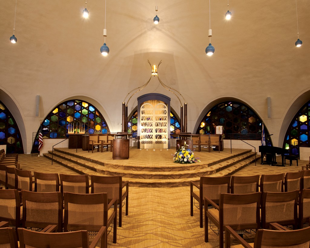 Front Feature J-Peg Temple Beth Shalom 3-2-12