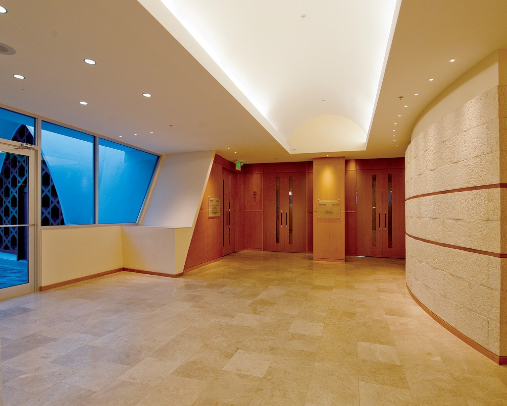 Lobby J-Peg Temple Beth Shalom 3-2-12