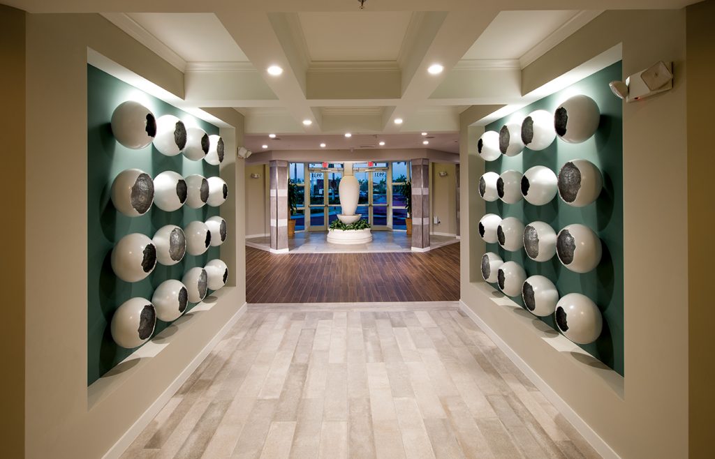 Looking to Lobby Web