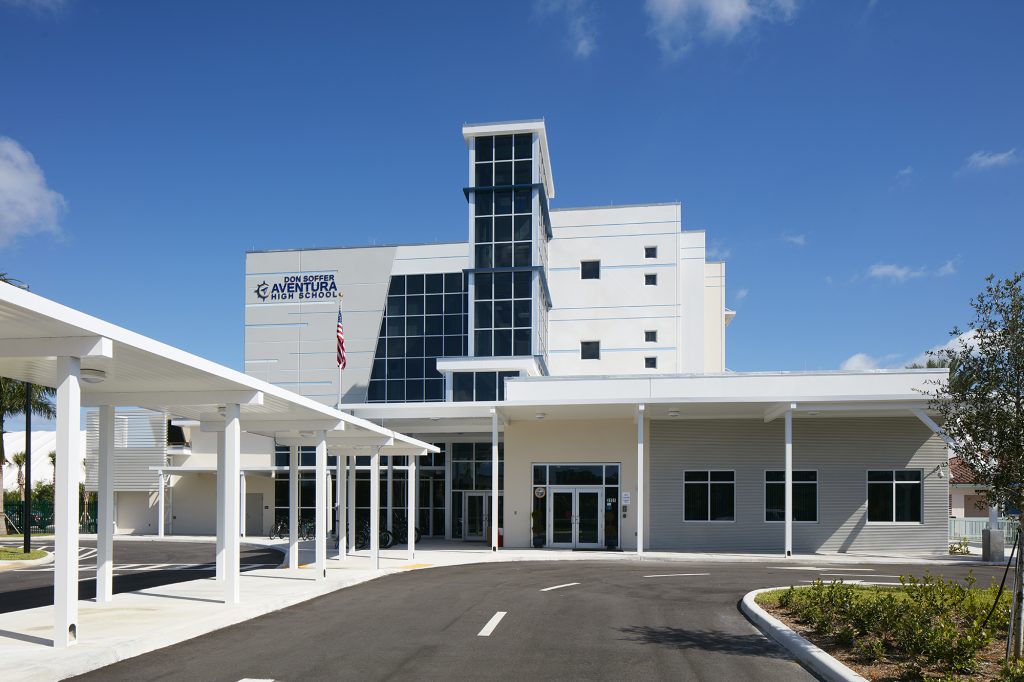 Dana Hoff Aventura 2