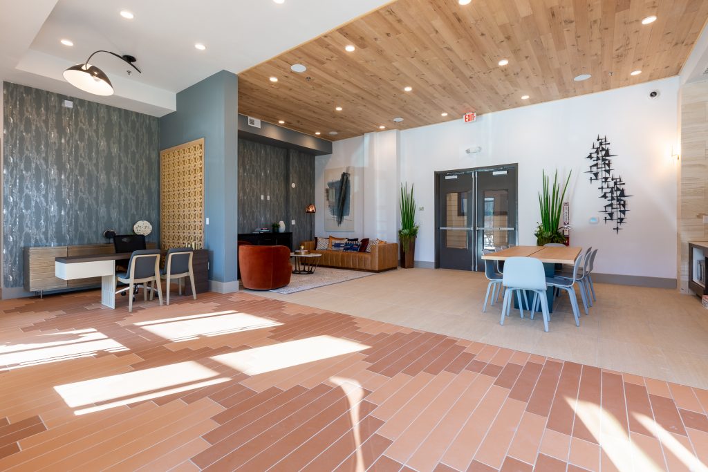 11107WLoop1604-Exterior-7